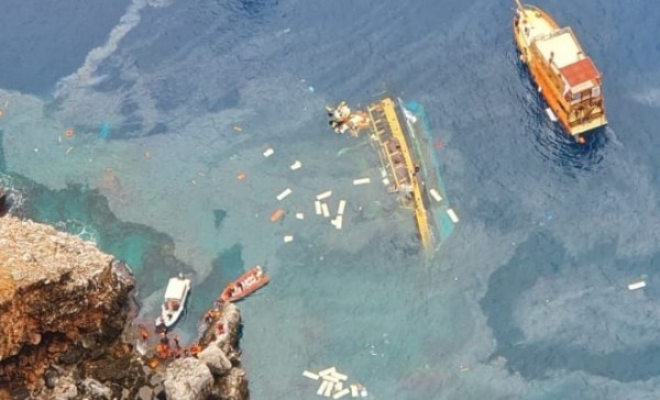 Alanya'da 30'dan Fazla Kişinin Bulunduğu Tur Teknesi Alabora Oldu