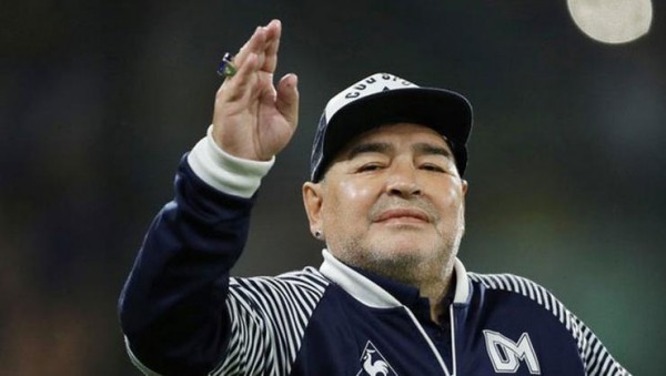 Maradona Beynindeki Pıhtı Nedeniyle Ameliyat Olacak