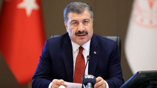 Sağlık Bakanı Koca: Seyahatlerinizi Erteleyin