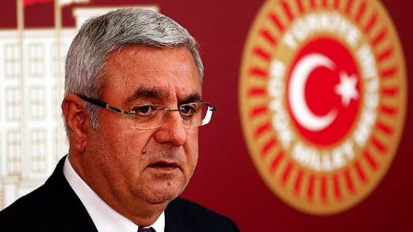 Eski AKP Milletvekili Mehmet Metiner Çin Virüsüne Yakalandı