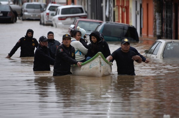 Eta Kasırgası Meksika'da 20 Can Aldı
