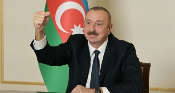 Analiz: Karabağ'daki Azerbaycan-Ermenistan Çatışmasının Kazananı Rusya