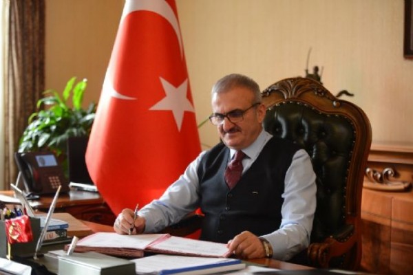 Diyarbakır Valisi: İş Yok Değil İnsanlar İş Beğenmiyor