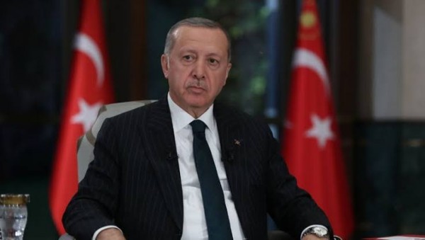 AKP'li Cumhurbaşkanı Erdoğan: AK Parti İçin Çalışmak Milli Görevdir