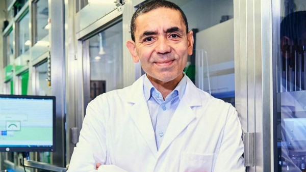 BioNTech CEO'su Şahin: Aşımızın Salgını Bitireceğinden Eminim