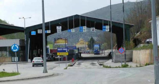 Yunanistan Sınır Kapılarını Kapatıyor