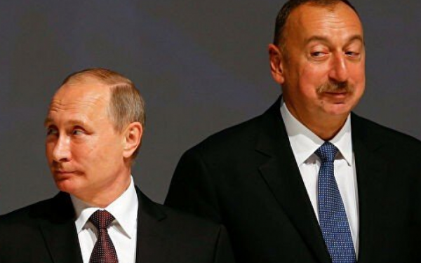 Aliyev Karabağ'daki Geçici Ateşkes İçin Putin'e Teşekkür Etti