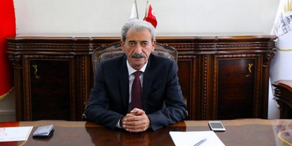AKP'li Belediye Başkanı Sağlık Sorunları Nedeniyle İstifa Etti