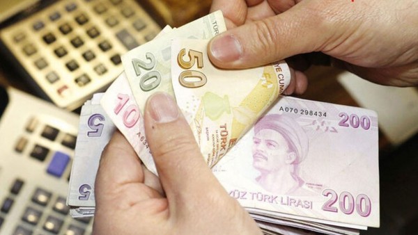 Asgari Ücret Beklentisi 3000 TL Olan İşçiler Hükumete Seslendi