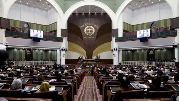 Afganistan'da Yeni Kabinede 4 Türk Bakan Görev Yapacak