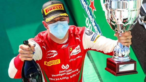Efsanenin Oğlu Babasının İzinde: 2020 F2 Şampiyonu Mick Schumacher
