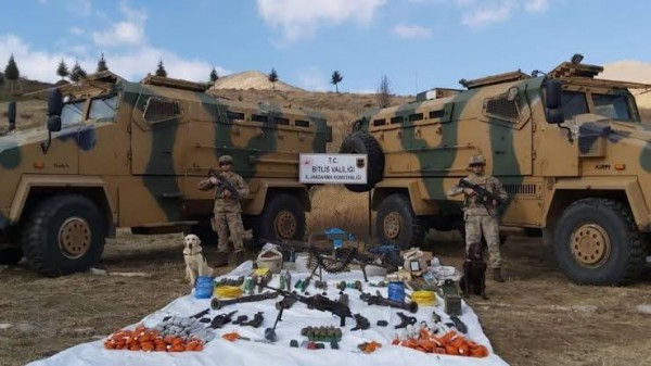 Bitlis'te Terör Operasyonu: Çok Sayıda Mühimmat Ele Geçirildi