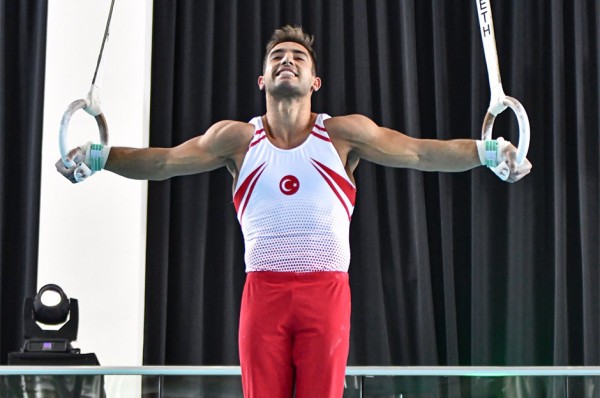 Milli Cimnastikçi İbrahim Çolak Avrupa Şampiyonu Oldu!