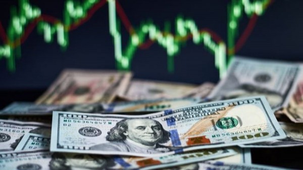 Dolar Güne Düşüşle Başladı