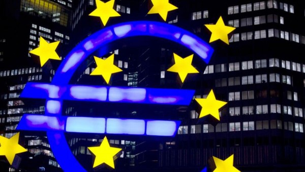 Euro Bölgesi'ndeki En Kötü Ülkelerde Dahi Enflasyon Sıfırın Altında