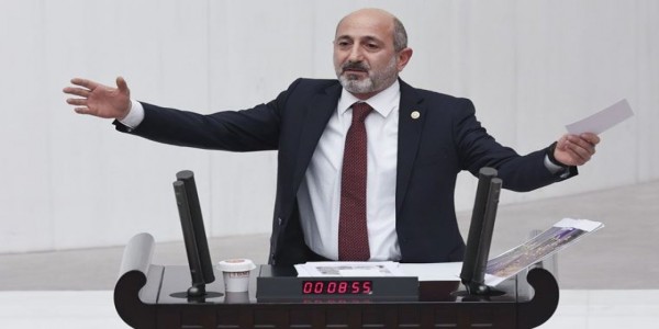 Meclis'te Kabak Tatlısı Tartışması: Yediysem Allah Benim Belamı Versin