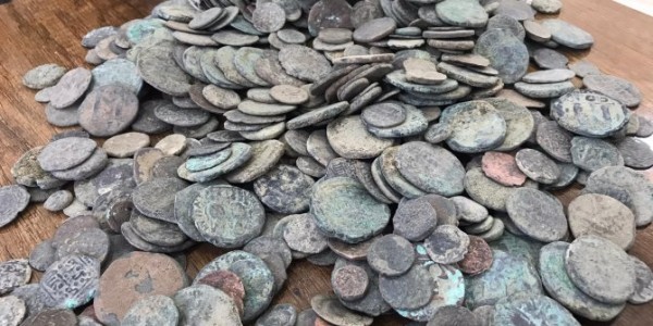 Diyarbakır'da Tarihi Eser Kaçakçılığı Operasyonu: 3 Kişi Gözaltında