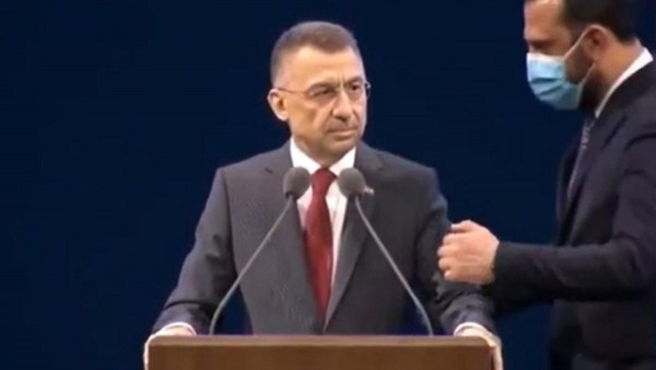 Cumhurbaşkanı Yardımcısı Fuat Oktay Canlı Yayında Fenalaştı