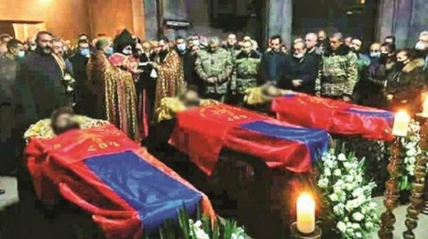 Karabağ'da Ermenistan Ordusunda Savaşan PKK'lı Teröristler İçin Tören