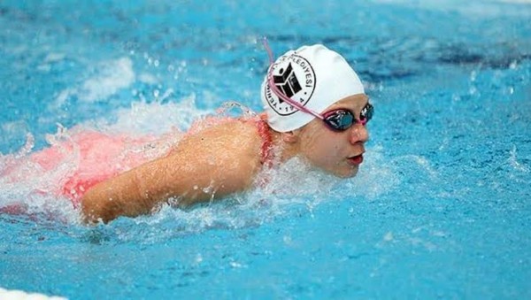 Milli Yüzücü Merve Tuncel Gençlerde Dünya Rekoru Kırdı