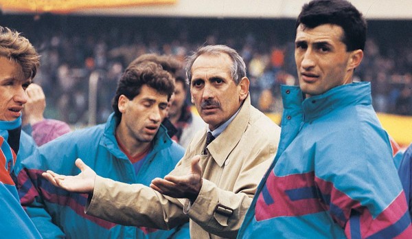 Trabzonspor'un Efsanesi Özkan Sümer Hayatını Kaybetti