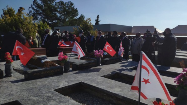 14 Kıbrıslı Türk 46 Yıl Sonra Defnedildi