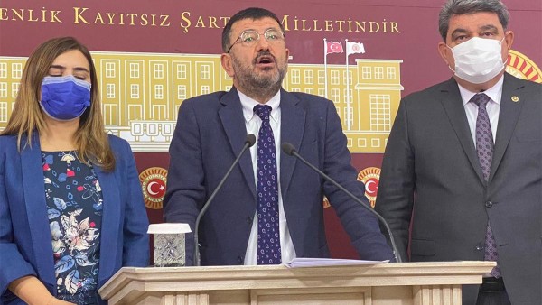 CHP Sahte İçki Raporunda Hükümete Yüklendi