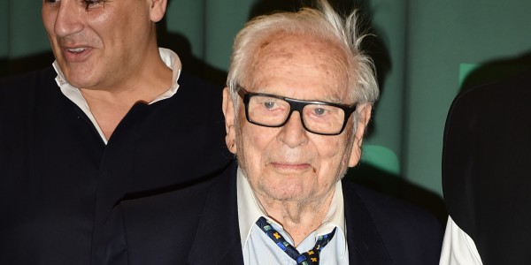 Ünlü Modacı Pierre Cardin Hayatını Kaybetti