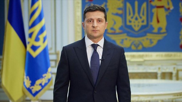 Ukrayna Anayasa Mahkemesi, Zelenskiy’i Görevi Kötüye Kullanmakla Suçladı