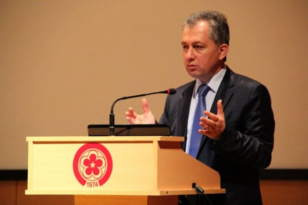 DEVA Partisi Kurucular Kurulu Üyesi Canpolat Görevinden İstifa Etti