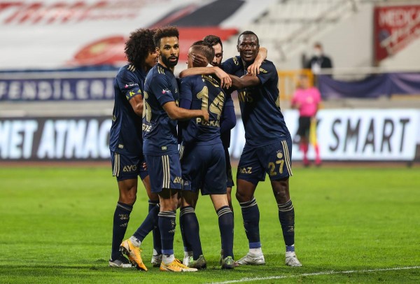 Fenerbahçe Kasımpaşa'yı Farklı Geçti