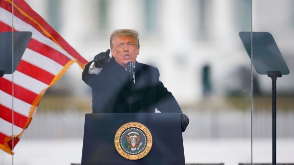 Trump Pes Etmiyor: Mike Pence Doğru Şeyi Yaparsa Kazanırız