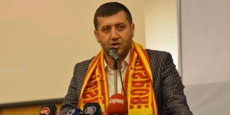 Beşiktaş Locasına Saldıran MHP Milletvekili Baki Ersoy Özür Diledi 