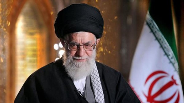 Hamaney ABD ve İngiltere Aşılarının İran'a İthal Edilmesini Yasakladı