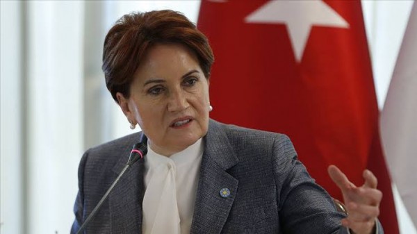 Akşener: Mesele Başörtüsü Değil, Ya AK Parti'lisin Ya Hainsin Meselesi