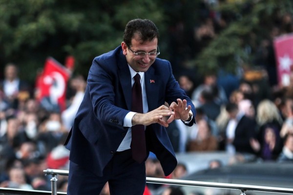 İmamoğlu'nun Teşekkür Tweeti Yardım Kampanyasına Dönüştü