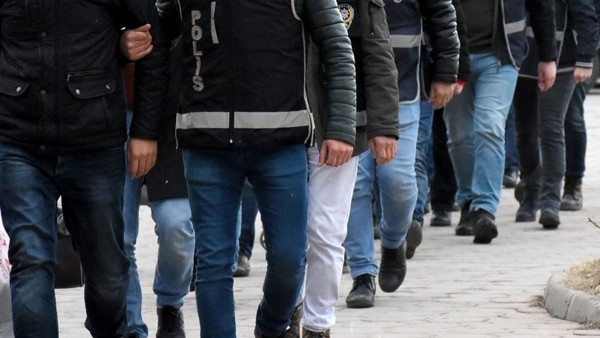 Polislerin de Üyesi Olduğu Suç Örgütüne Şafak Operasyonu: 55 Gözaltı