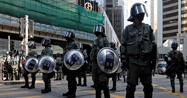 Çin, Biat Etmeleri İçin Hong Konglu Memurlara Süre Verdi