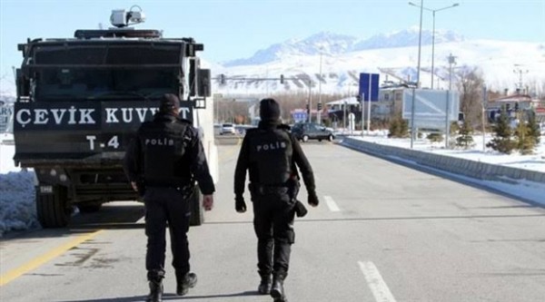 Hakkari'de Gösteri ve Yürüyüş Yapmak 15 Gün Boyunca Yasak