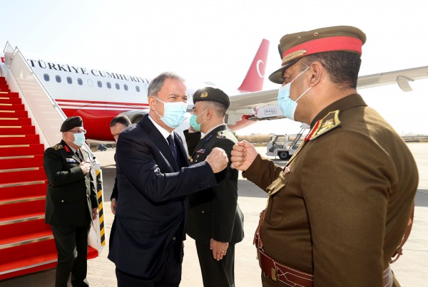 Milli Savunma Bakanı Hulusi Akar Bağdat’a Gitti