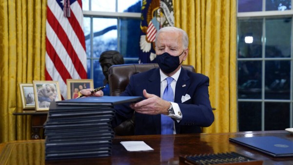 Biden Göreve Gelir Gelmez 17 Kritik Karara İmza Attı