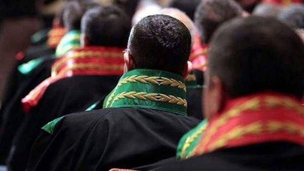 9 Hakim ve Savcı FETÖ Bağlantısı Sebebiyle İhraç Edildi