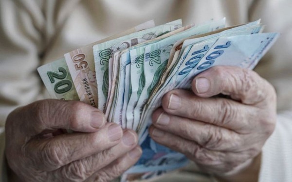 Bakan Selçuk Zam Farklarının Bugün Yatırılacağını Açıkladı