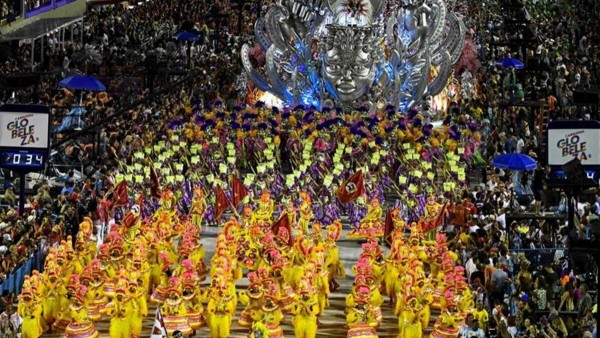 Dünyanın En Büyük Karnavalı Rio, Çin Virüsü Nedeniyle İptal Edildi