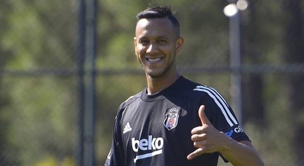 Beşiktaş, Josef de Souza İle Sözleşme Yeniledi