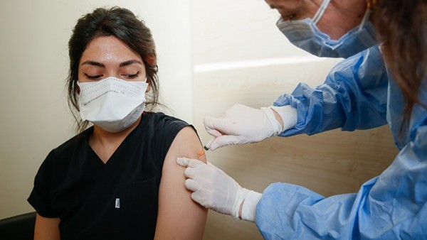 Milletvekilleri Aşı Yaptıracak mı Anlaşmazlığı