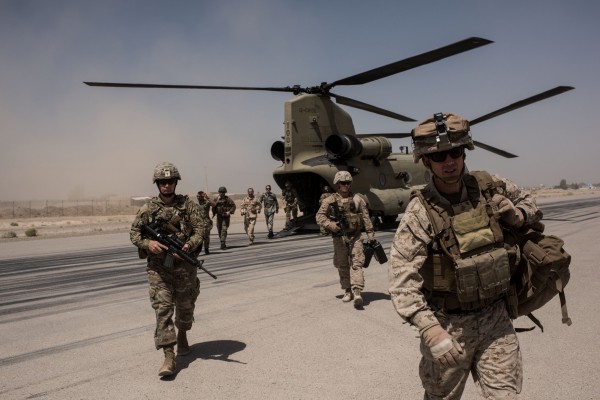 ABD Savunma Bakanlığı Afganistan'dan Çekilmeyeceklerini Açıkladı