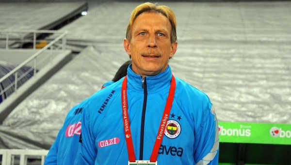  Daum: Özil, Köpek Balığı Havuzuna Atladı