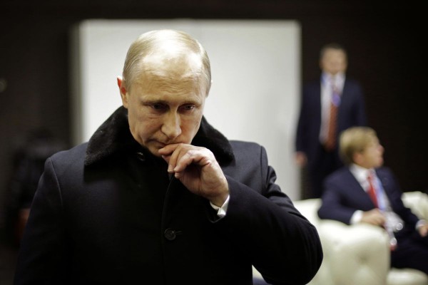 'Rus Çarı'nı Protesto Korkusu Sardı! Kremlin'e Çıkan Bütün Yollar Kapatıldı