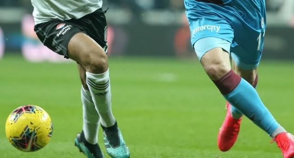 Beşiktaş Zirve Yarışında Trabzonspor'a Takıldı: 2-1 